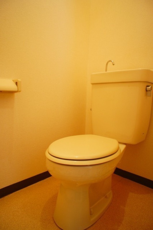 トイレ　図面と現状に相違がある場合には現状を優先