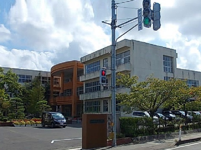 小学校　秋田市立飯島南小学校（小学校）まで350m