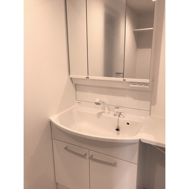 洗面設備　同タイプ別住戸写真（現況優先）