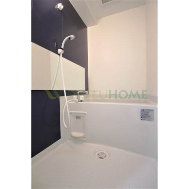 バス・シャワールーム　※間取り・設備等に相違がある場合は、現状優先※