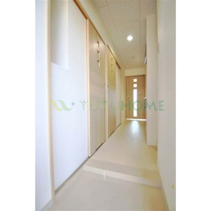 玄関　※間取り・設備等に相違がある場合は、現状優先※