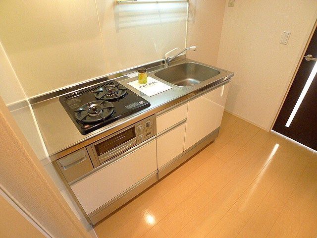 キッチン　キッチンはシステムキッチン