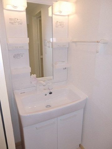 洗面設備　人気のシャワードレッサーです