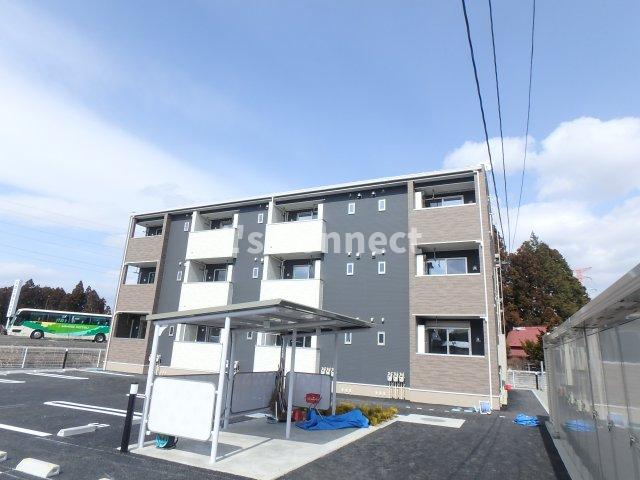 建物外観　２０１６年築のアパートです。