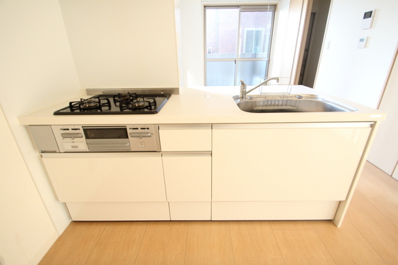 キッチン　※別部屋の写真です