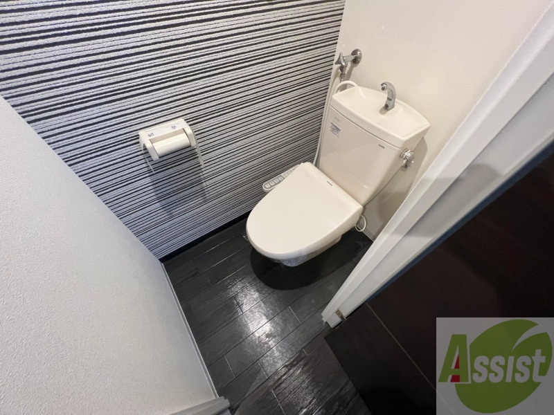 トイレ　トイレです。ウォシュレット付を探している方、おすすめです。