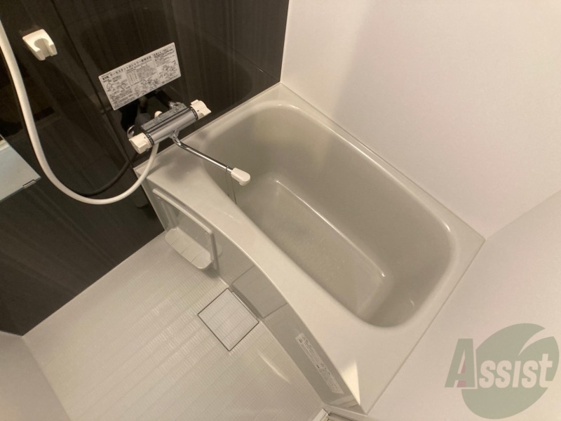 バス・シャワールーム　お風呂です。ゆっくりお風呂につかるのも体に良いですね～