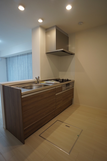 キッチン　床下収納付きのキッチン！