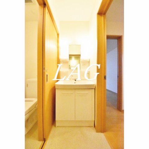 洗面設備　洗面台です。