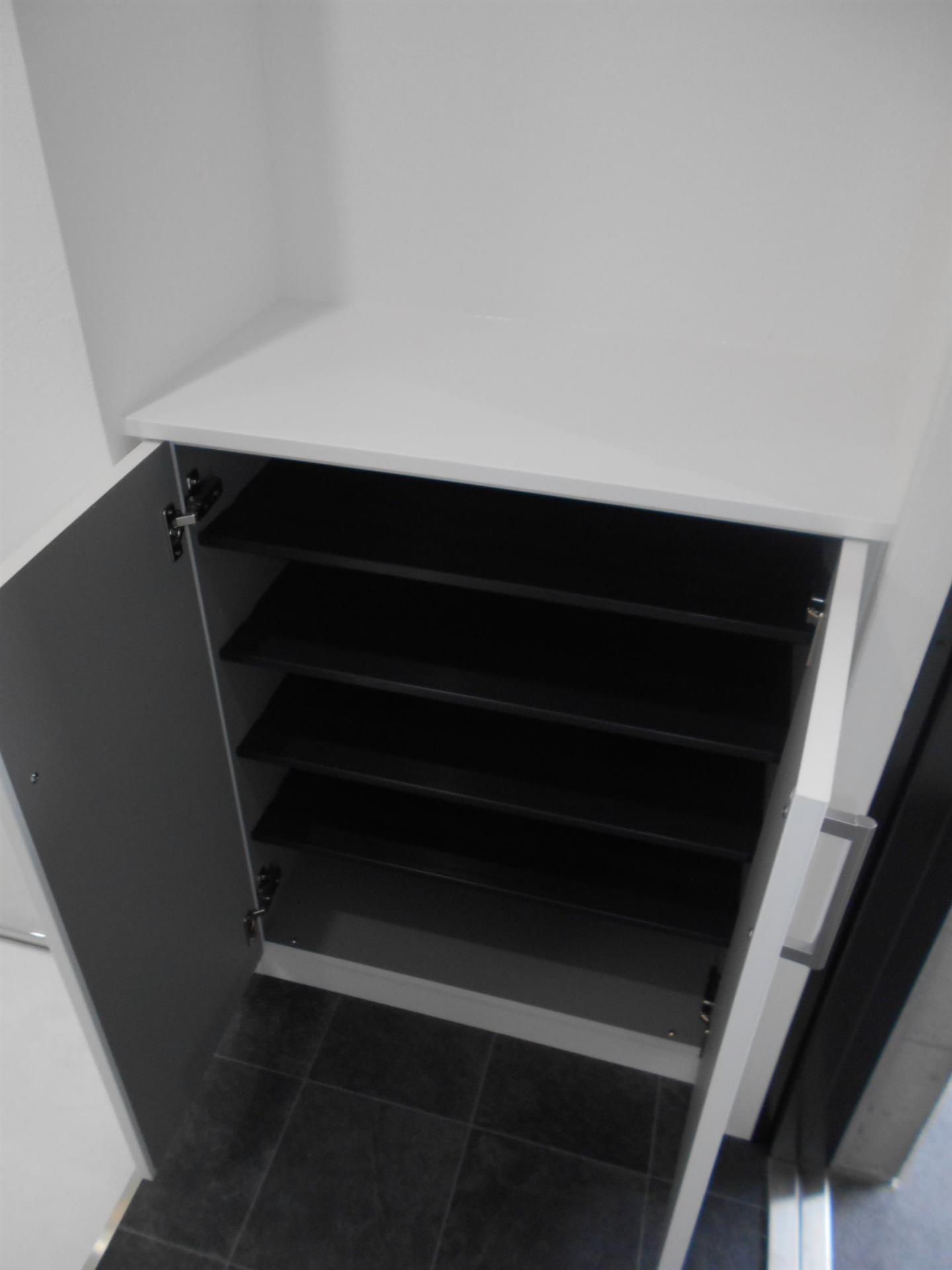 玄関　シューズボックス付きの玄関です！