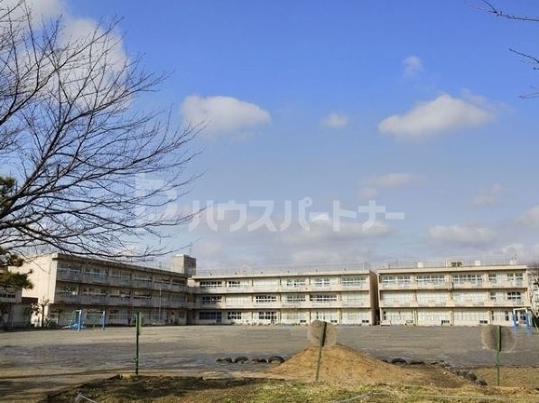 小学校　柏市立松葉第一小学校（小学校）まで540m