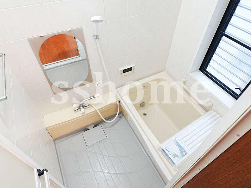 バス・シャワールーム　自動お湯張+追い焚き可能