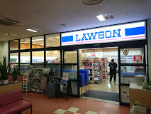 コンビニ　ナチュラルローソン 武蔵野赤十字病院店（コンビニ）まで863m