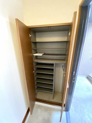 エントランス　シューズクローク