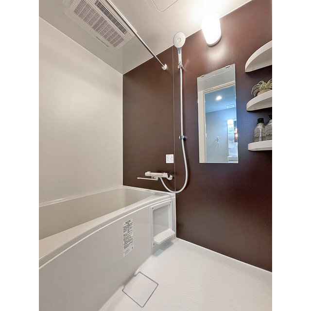 バス・シャワールーム　※家具・家電の備え付けはありません