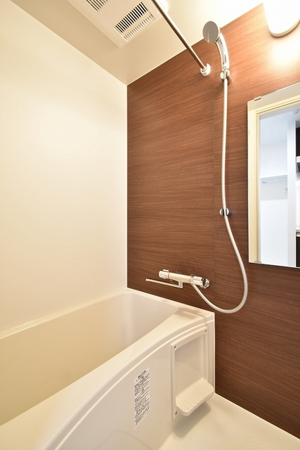 バス・シャワールーム　バスルーム