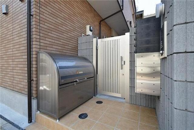 エントランス　エントランス