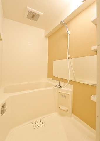 バス・シャワールーム　1日の疲れはこちらで癒してください