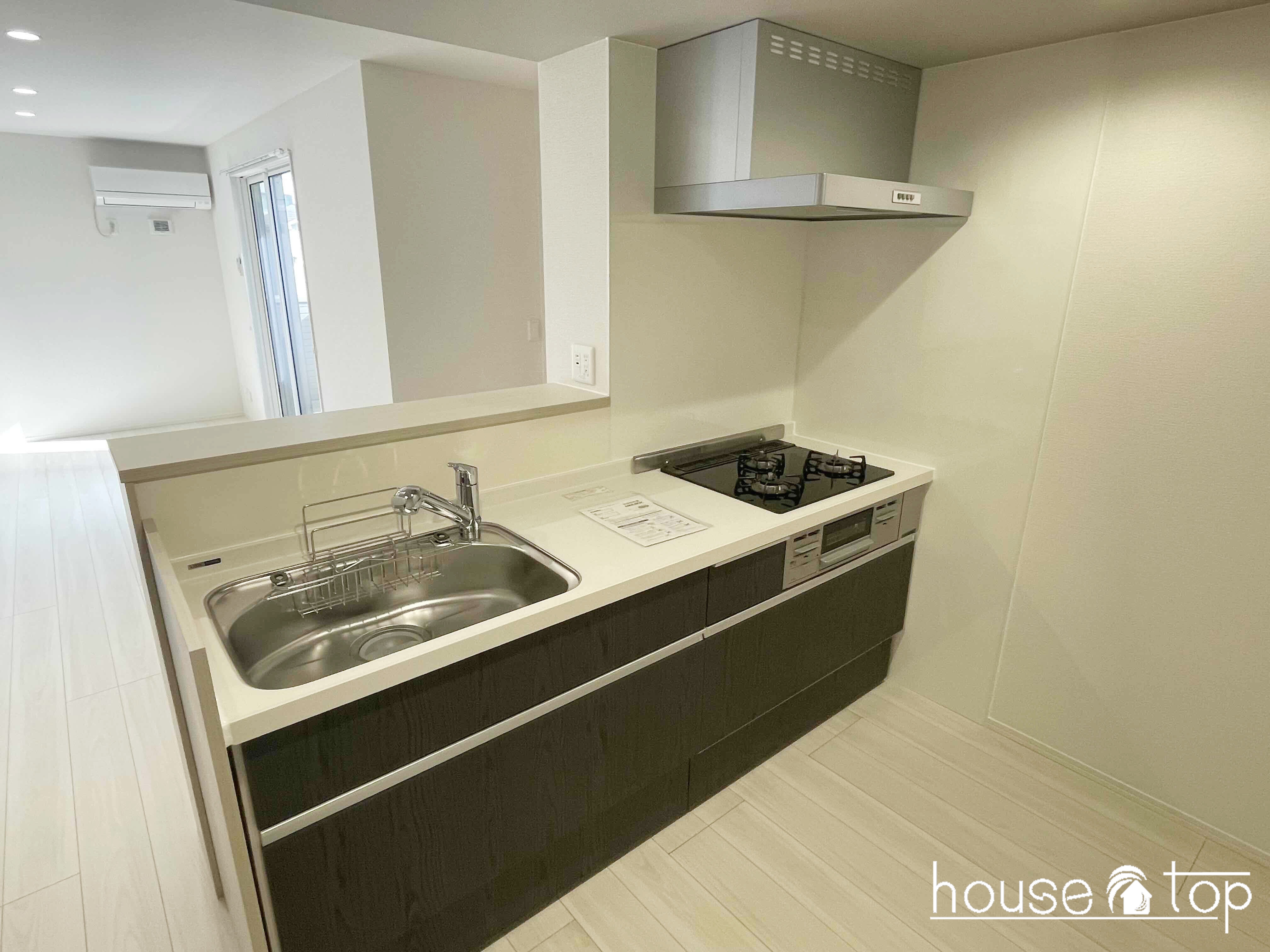 キッチン　ガス3口コンロ