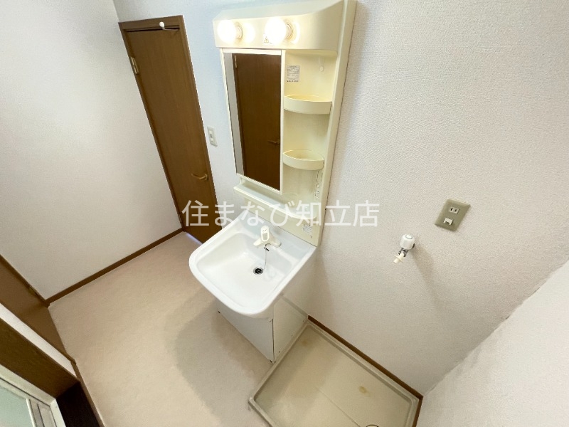 洗面設備　同型別部屋写真