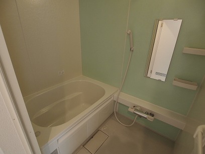 バス・シャワールーム　ゆったり過ごせるお風呂です