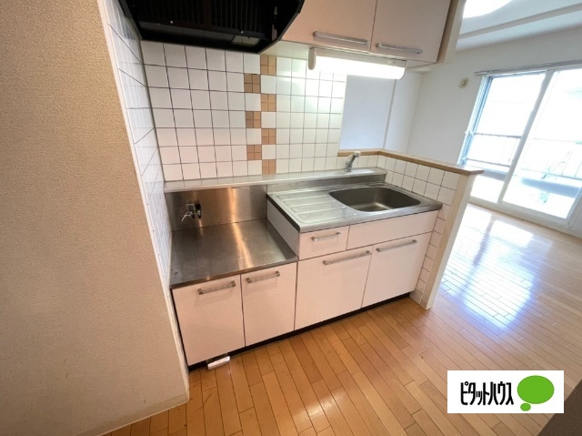 キッチン　※他号室のお写真で