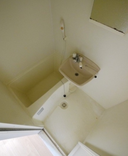 バス・シャワールーム　お風呂です。