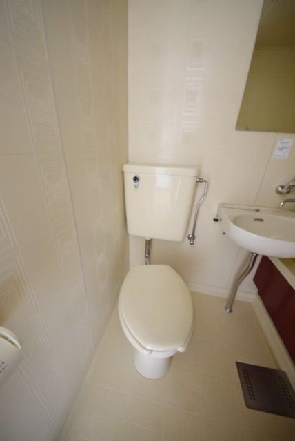 トイレ　★清潔感のあるトイレです★
