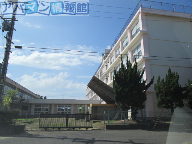 小学校　新潟市立曽野木小学校（小学校）まで1312m
