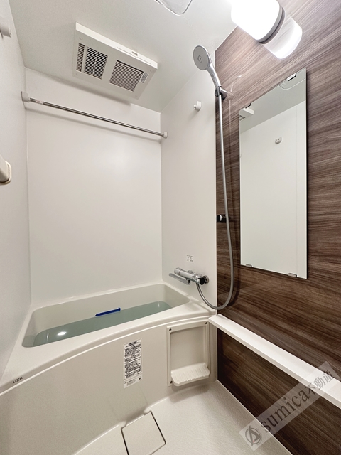 バス・シャワールーム　浴室乾燥機完備で雨の日も安心♪