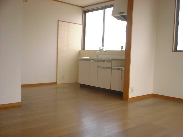 居室・リビング　こちらのリビングで趣味の時間をお楽しみください