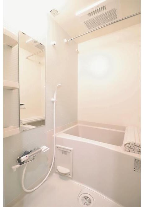 バス・シャワールーム　日々の疲れを癒すお風呂です♪