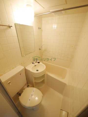 バス・シャワールーム　※参考写真　反転タイプ（間取り）の写真となります。