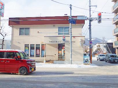 郵便局　札幌澄川郵便局（郵便局）まで681m