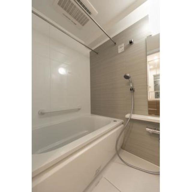 バス・シャワールーム　※写真は同タイプ住戸です。