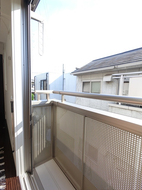 バルコニー　洗濯物もよく乾きます♪