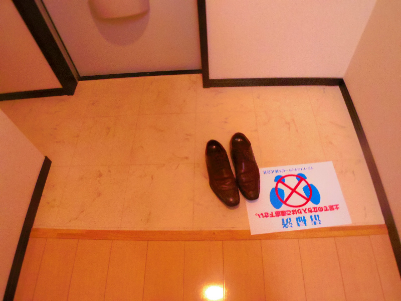 玄関　両開き出来ます