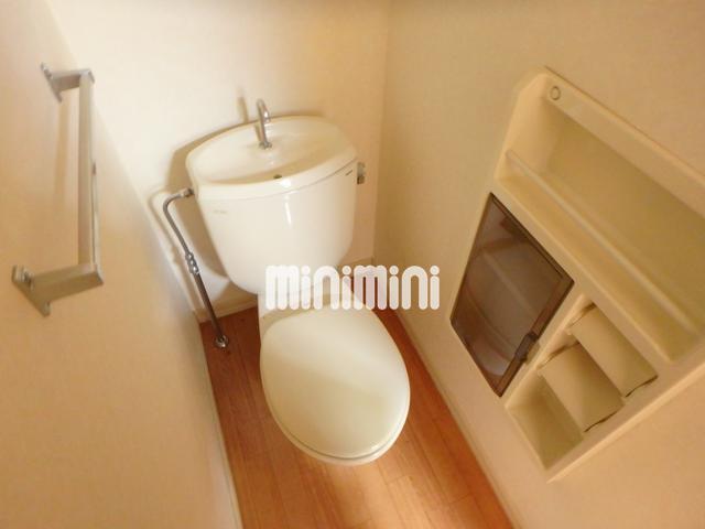 トイレ　室内写真です。