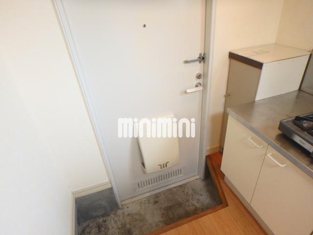 玄関　室内写真です。