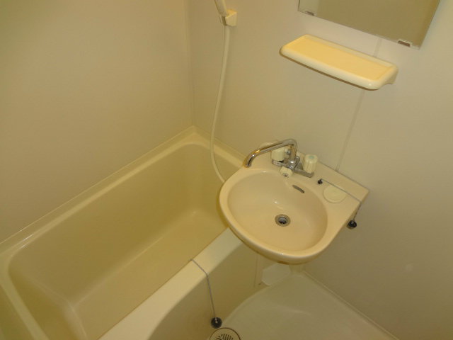 バス・シャワールーム　別室写真