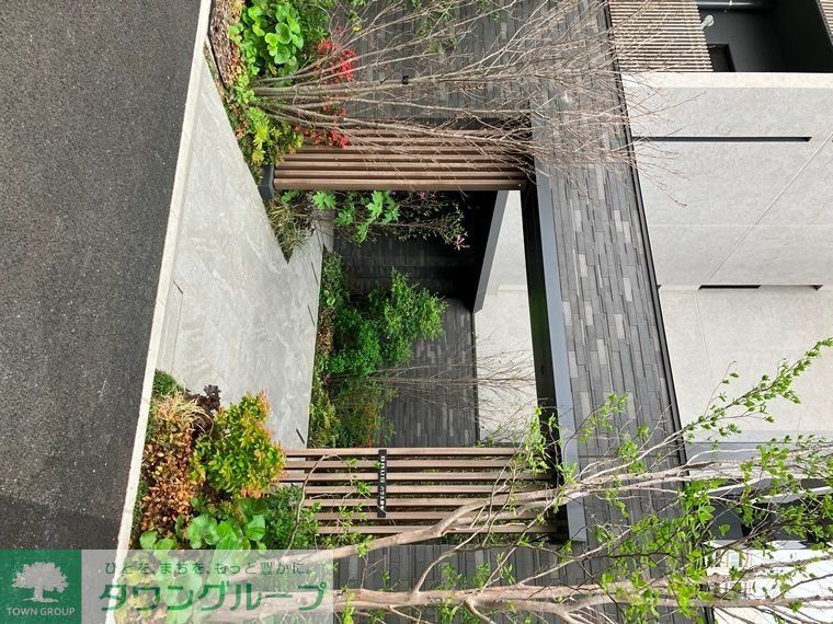 エントランス　★お問い合わせはタウンハウジングまで★