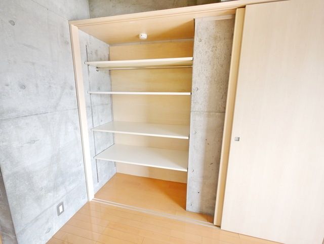 収納　※別部屋参考写真です