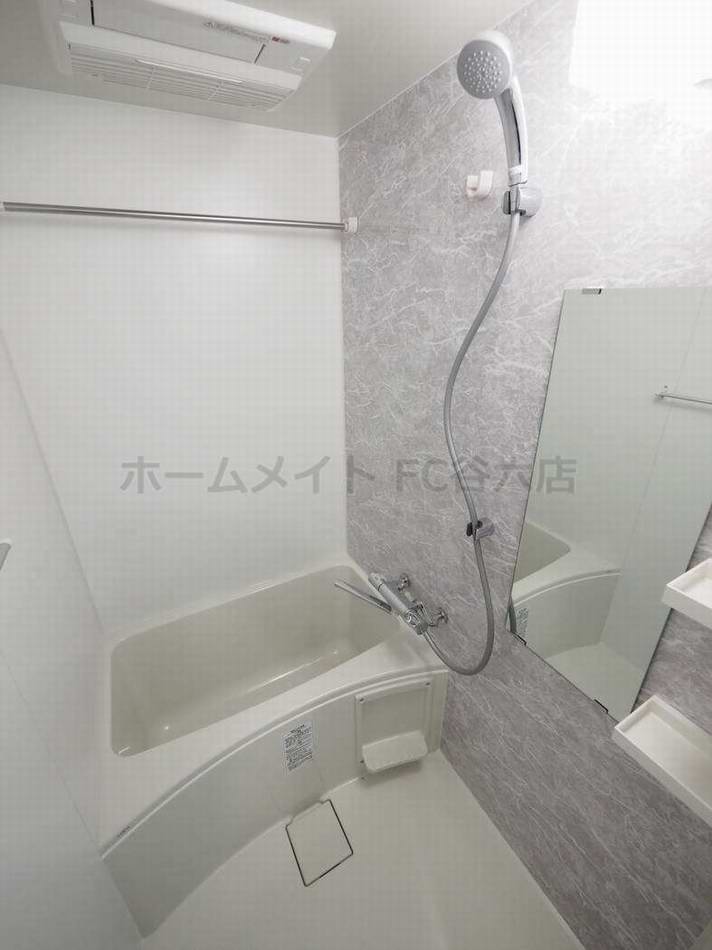 バス・シャワールーム