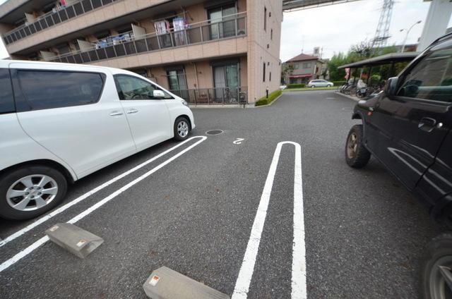 駐車場　★お部屋探しはタウンハウジング高幡不動店まで★