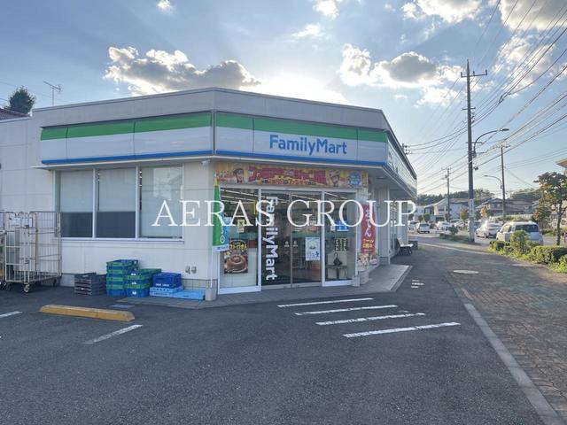 コンビニ　ファミリーマート あきる野睦橋通り店（コンビニ）まで411m