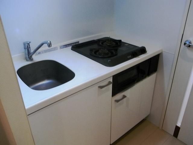 キッチン　2口ガスコンロ付きシステムキッチン