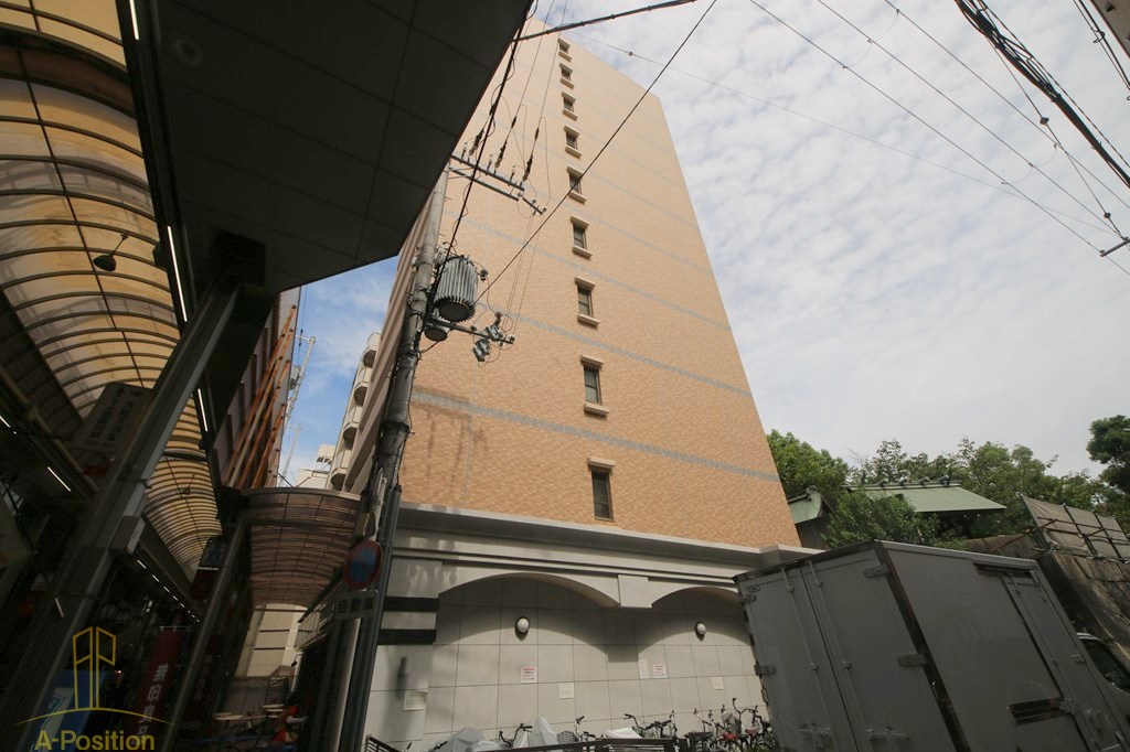 コンビニ　ローソン 天神橋二丁目店（コンビニ）まで1m