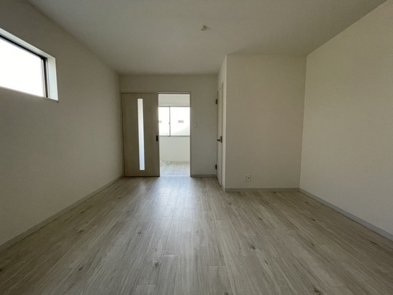 居室・リビング　※別部屋の写真です