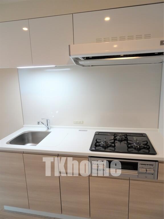 キッチン　３ツ口ガスシステムキッチン