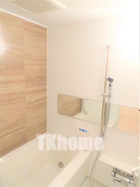 バス・シャワールーム　追い炊きバス